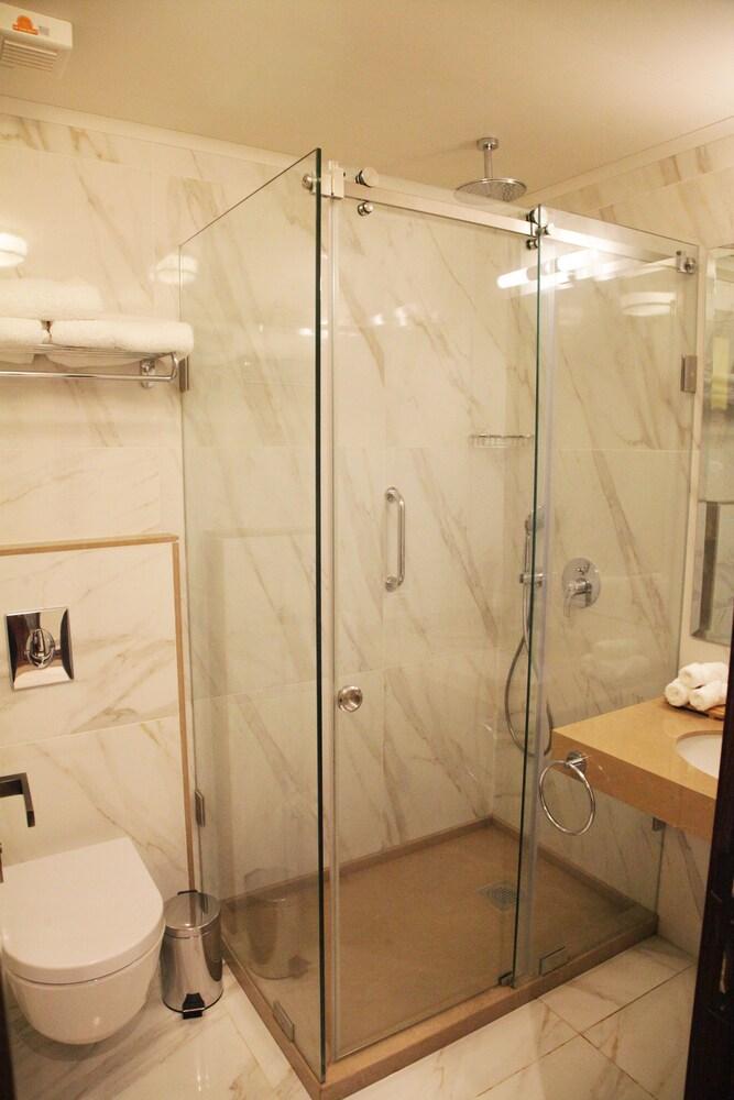 Grand Concerto Hotel Beyrut Dış mekan fotoğraf