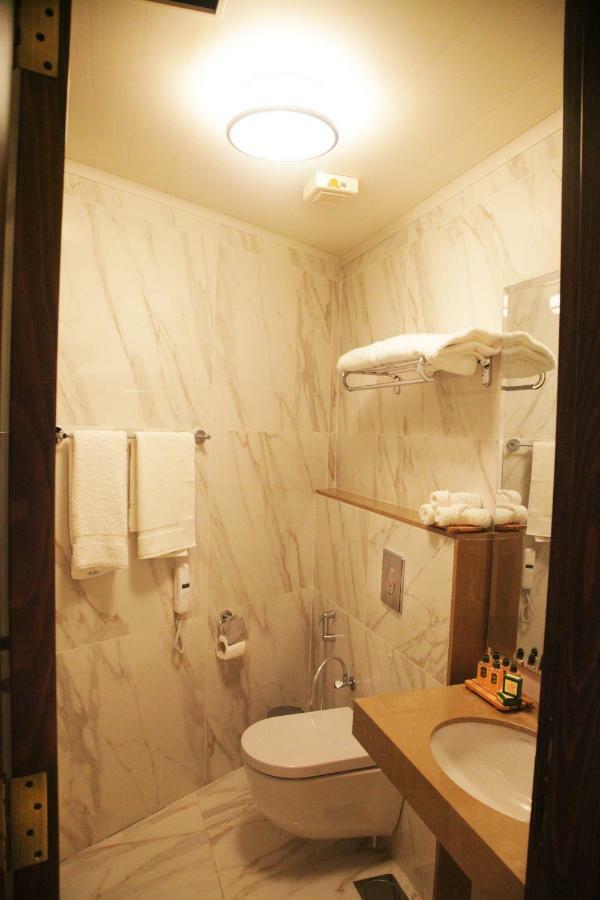 Grand Concerto Hotel Beyrut Dış mekan fotoğraf